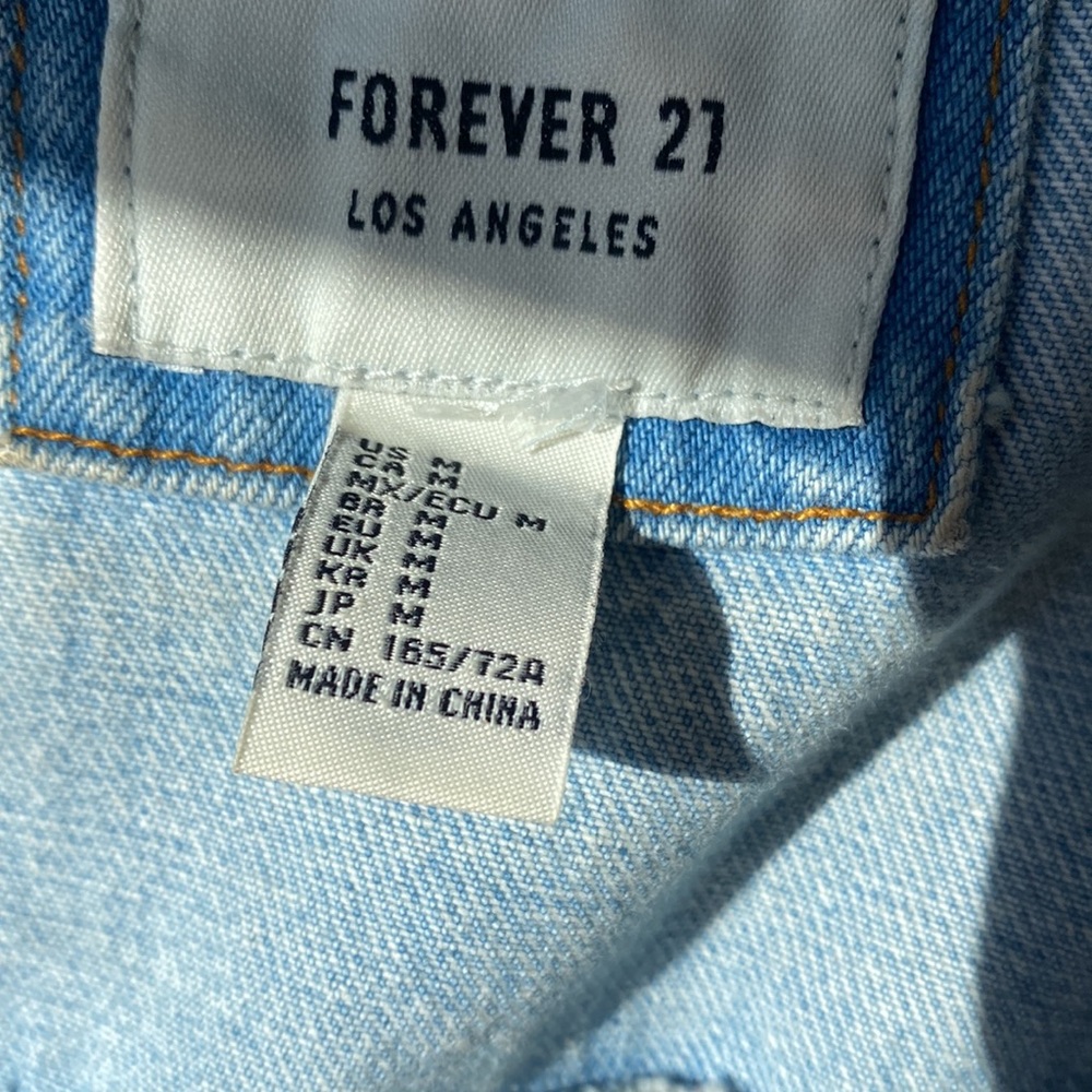 Jean jacket - Picture 2 of 4